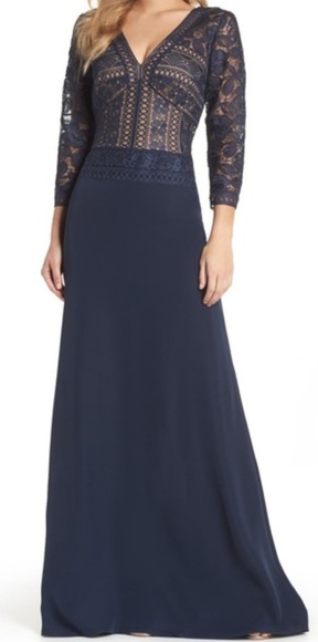 NWT Lace & Crepe A-line Gown - Picture 1 of 6
